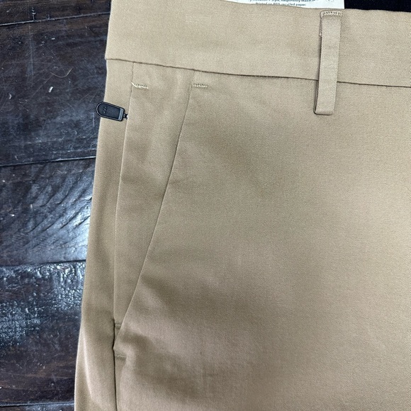 NWT Dockers Men's City Tech Trouser Straight Fit Smart 360 Tech Pants 34x34 - Picture 6 of 12